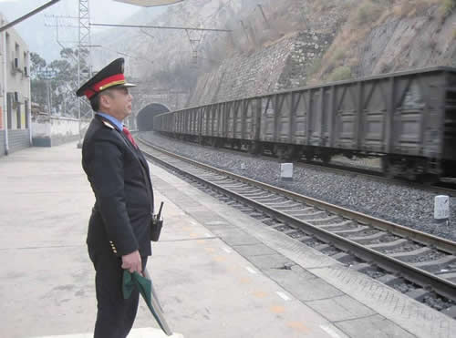 了解鐵路上的五大系統(tǒng)，車，機(jī)，工，電，輛崗位工作