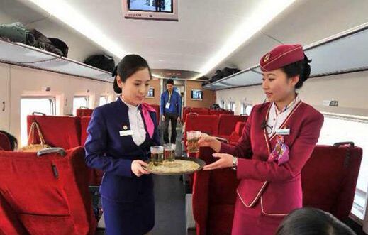 石家莊東華鐵路學(xué)校高鐵乘務(wù)專(zhuān)業(yè)