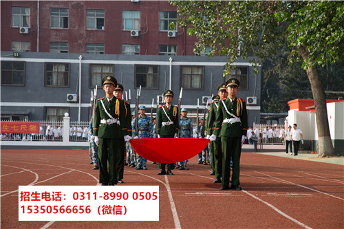 石家莊東華鐵路學(xué)校管得嚴(yán)嗎？