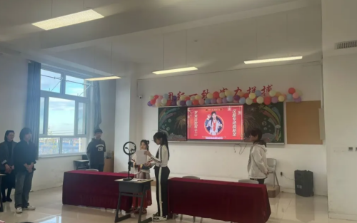 石家莊東華鐵路學(xué)校技能節(jié)學(xué)生風采