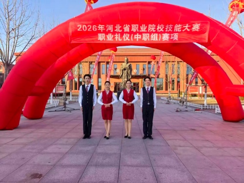 初三女生適合學(xué)什么？石家莊東華鐵路學(xué)校鐵道運輸服務(wù)專業(yè)好就業(yè)